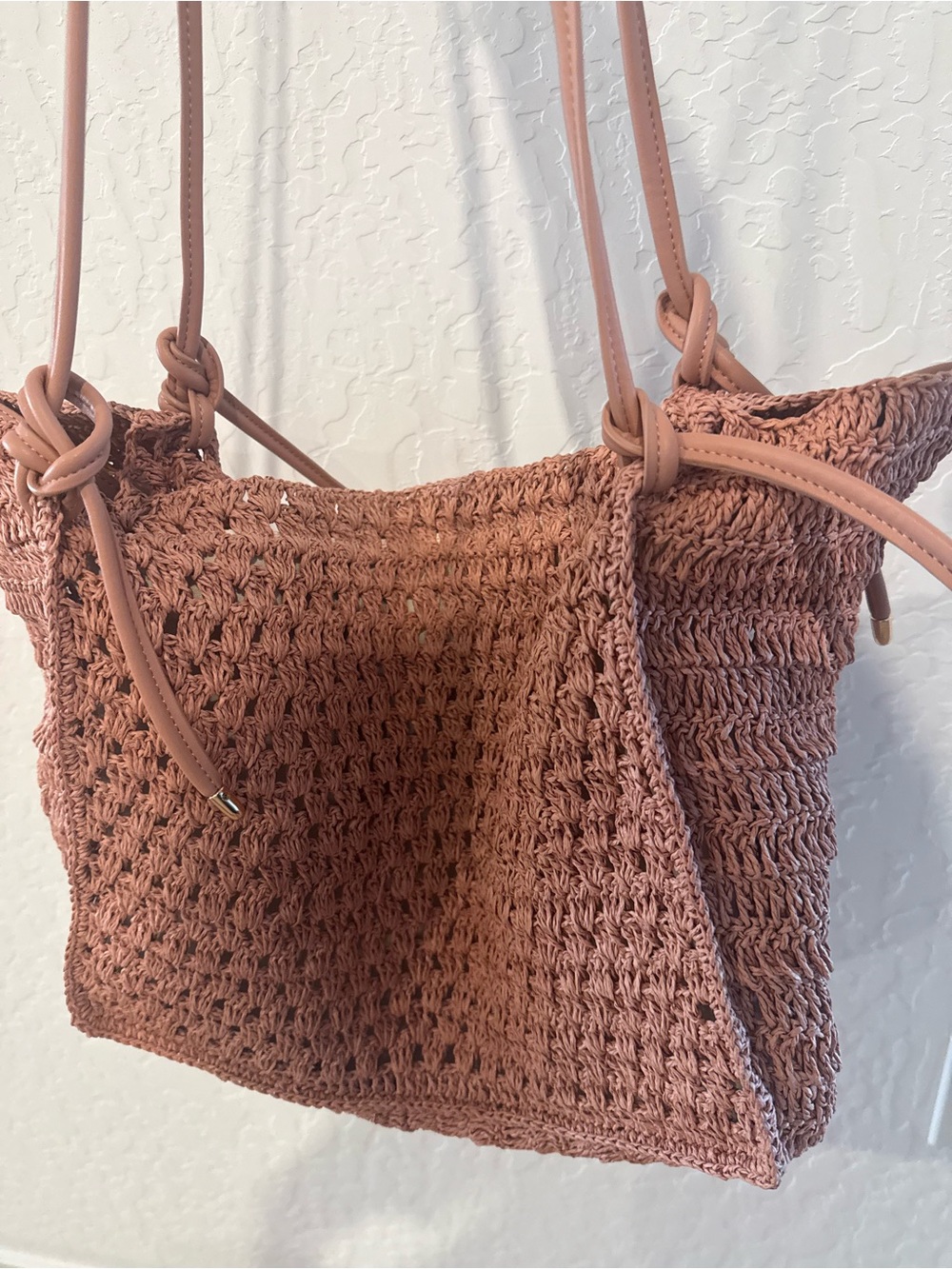 Dolce Vita Woven Tote in Dusty Rose